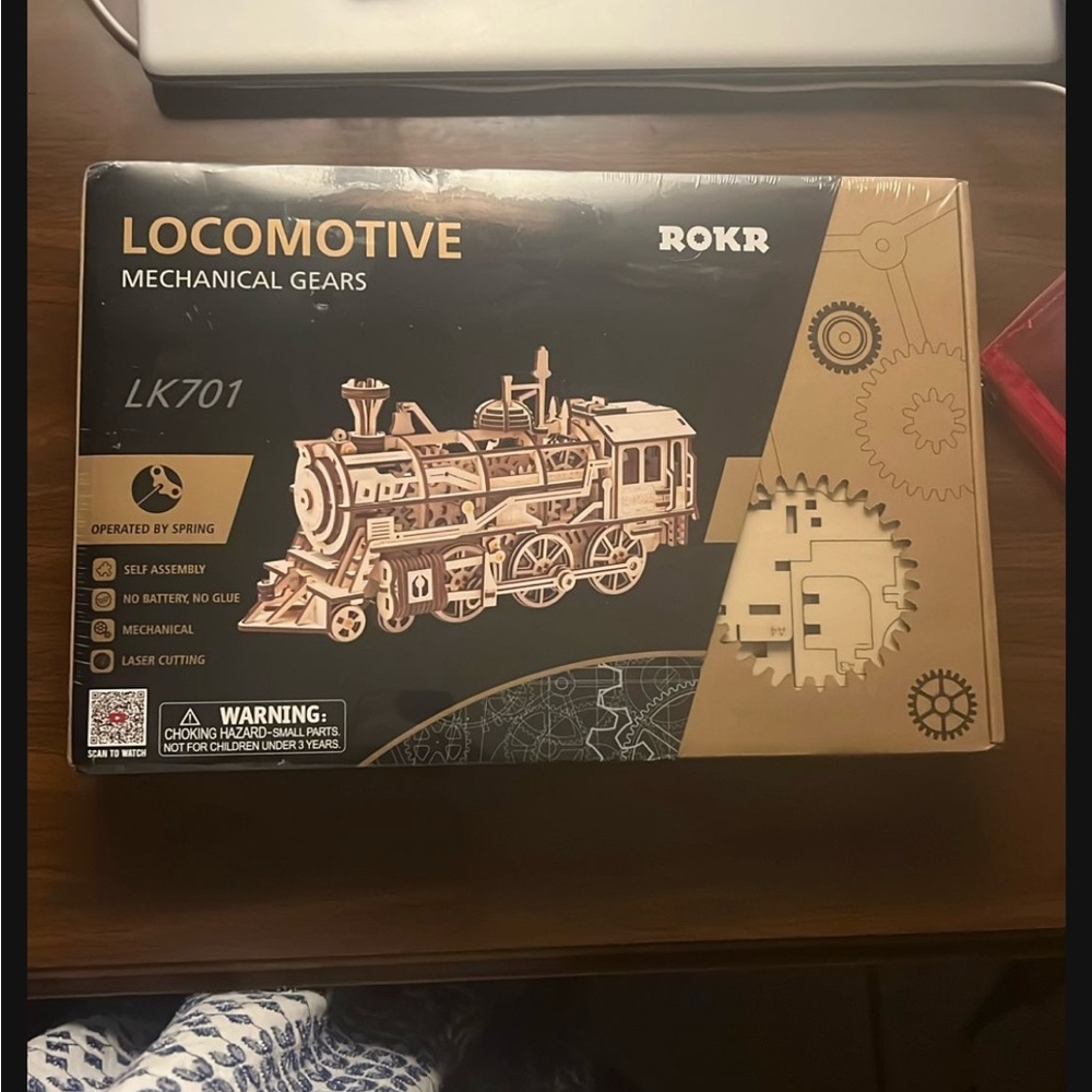 ROKR Locomotive Mechanical Wooden Gear 3D Puzzle Kit